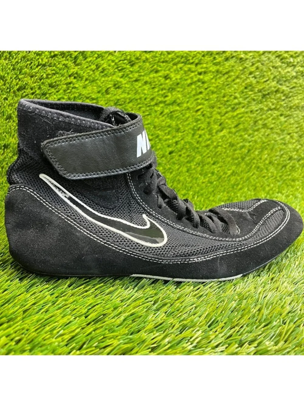 Nike Speedsweep 7 Mens Size 9 Black White Athletic Wrestling Shoes Sneakers